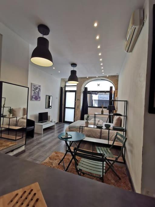 La Boutique Studio Centre Ville أوش المظهر الخارجي الصورة